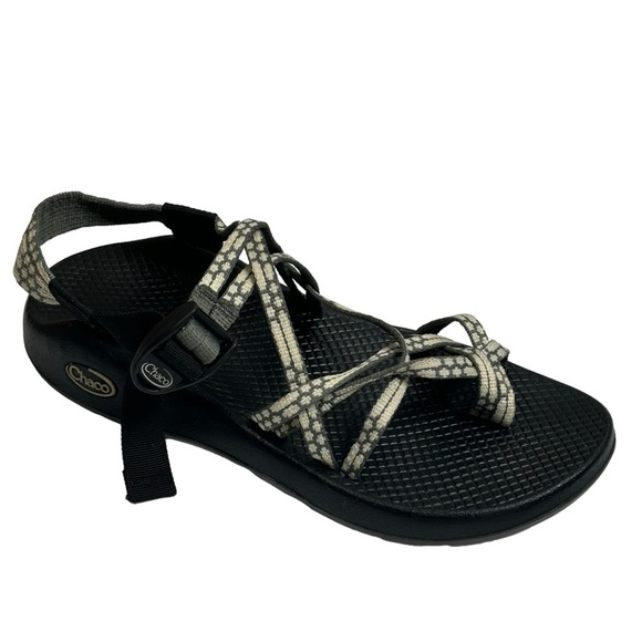 Chaco Gray & Black Sandals Adjustable Strap Toe Sling Size 8 Excellent Condition - Picture 4 of 16